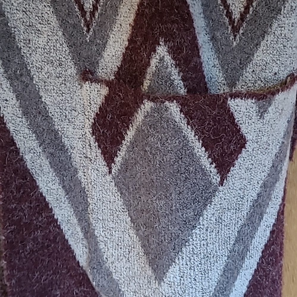 Cyrus Cardigan - Picture 3 of 4